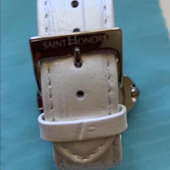 NWOT SAINT HONORĒ Watch - Picture 4 of 10